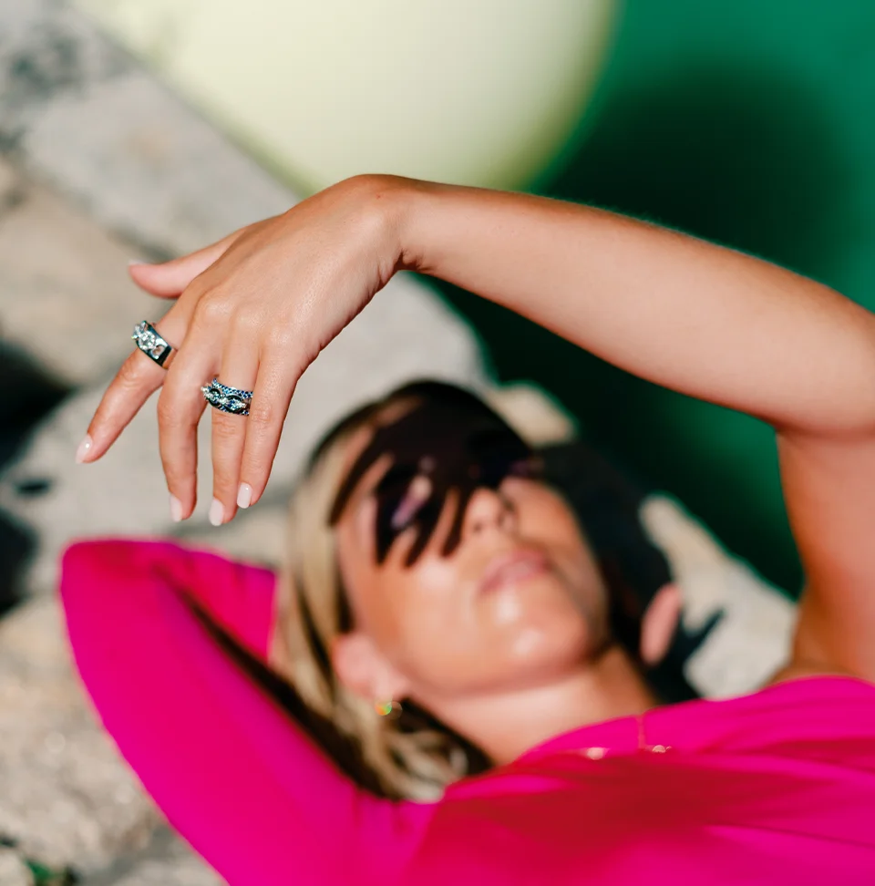 link ring in gold